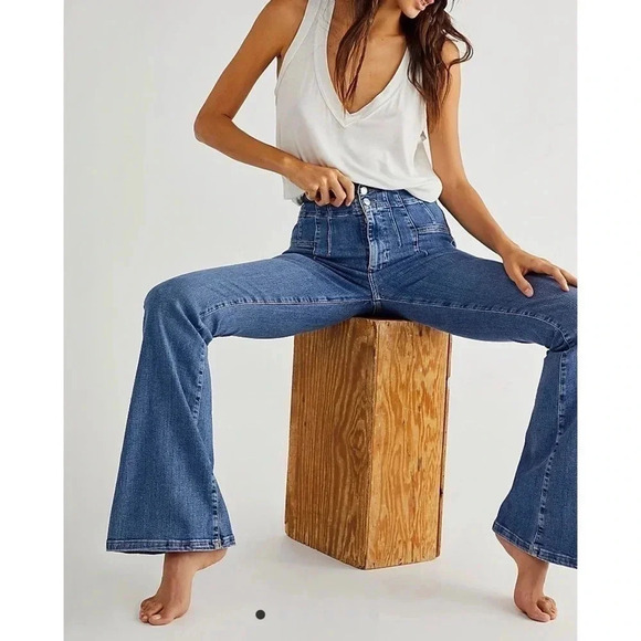 New Free People Jayde Flare Jeans We The Free Super High Rise in Indigo Blue - Picture 3 of 11